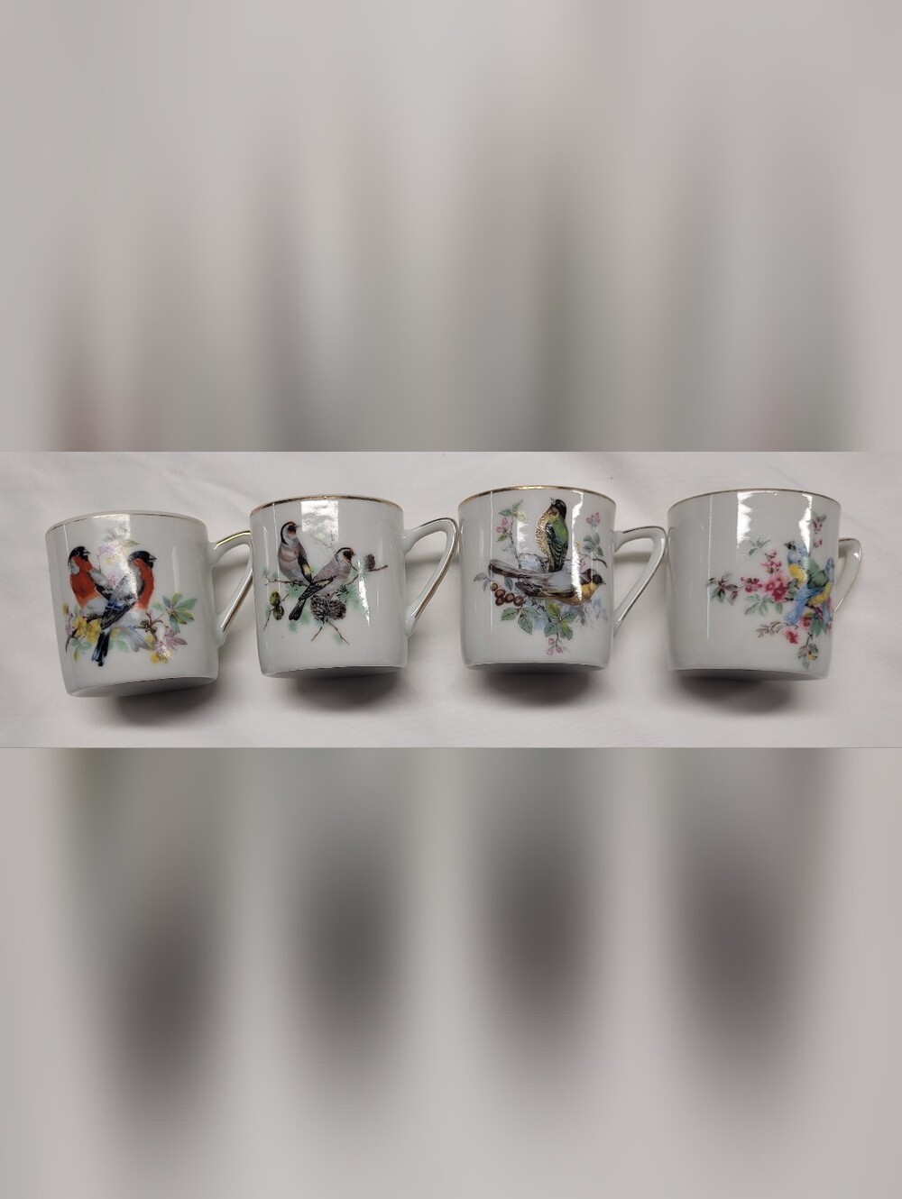 Royal Crown Porcelain Miniature Teacups Birds Vintage Japan Gold Trim  44/571